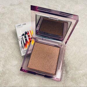 ABOUT-FACE Light Lock Powder